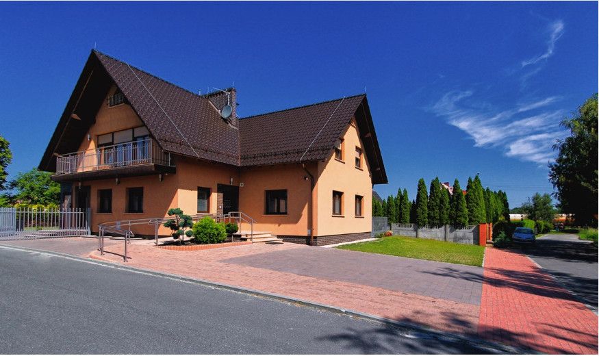 dom wolnostojący, 7 pokoi Kluczbork, Gen. Okulickiego. Zdjęcie 1