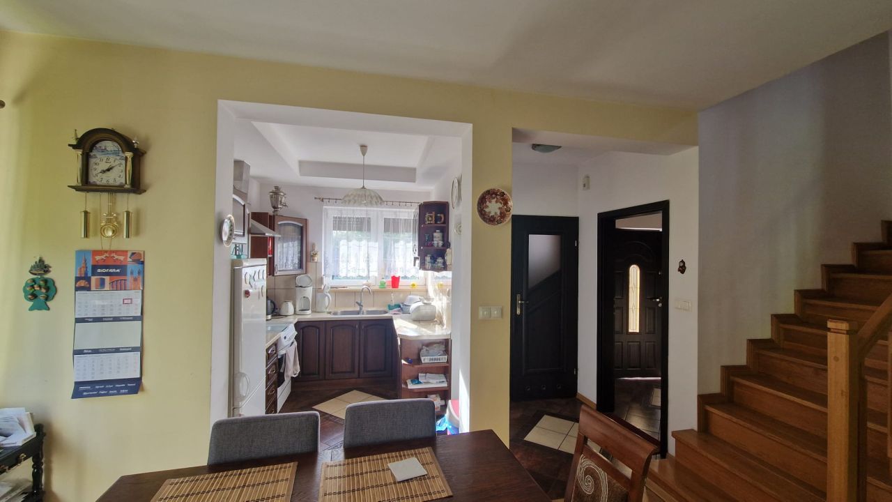 bliźniak, 5 pokoi Bąków, Klonowa. Zdjęcie 4