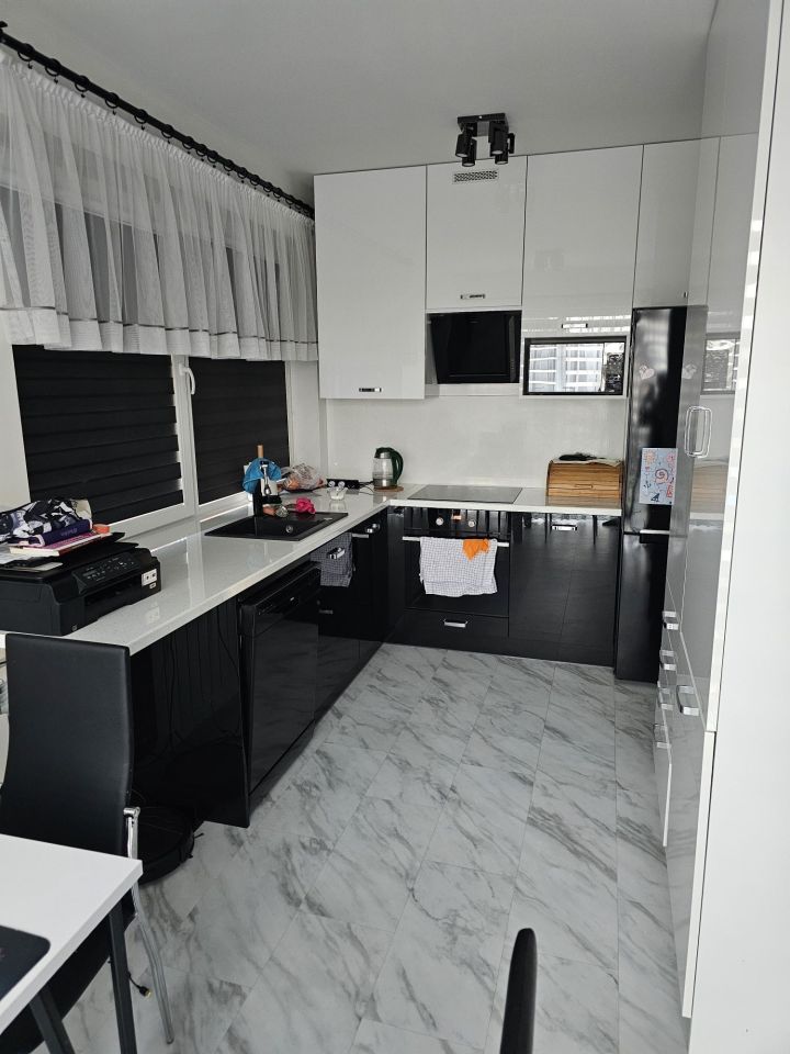 dom wolnostojący, 6 pokoi Bytoń. Zdjęcie 2