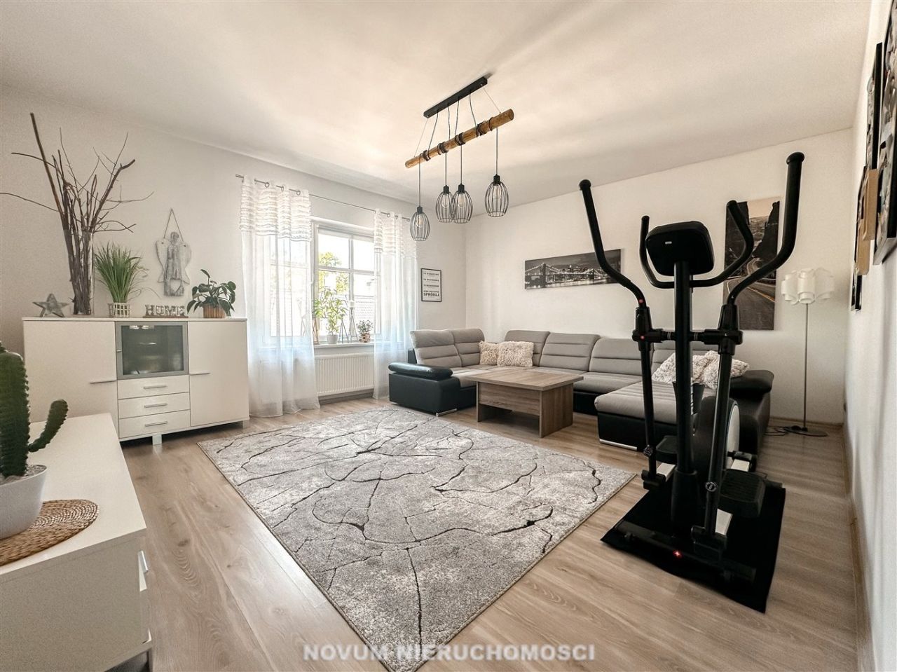 Mieszkanie 3-pokojowe Tarnowskie Góry Centrum. Zdjęcie 5