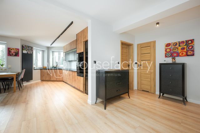 Mieszkanie 4-pokojowe Łódź Rokicie. Zdjęcie 13