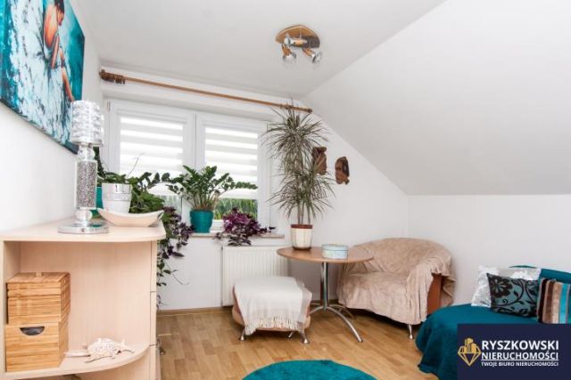 dom wolnostojący, 6 pokoi Jarosławiec. Zdjęcie 12