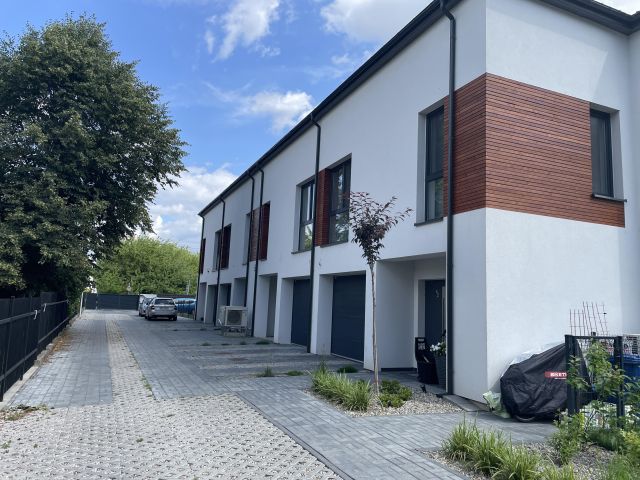 dom szeregowy, 6 pokoi Lipków, ul. Józefa Paschalisa Jakubowicza. Zdjęcie 1