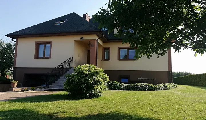 dom wolnostojący, 8 pokoi Gorczenica