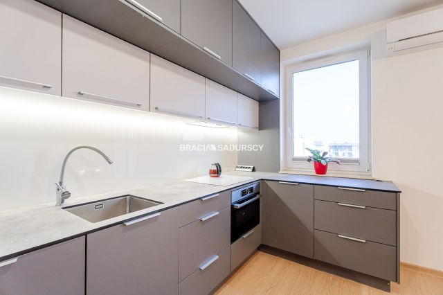 Mieszkanie 4-pokojowe Kraków, ul. Mariana Domagały. Zdjęcie 6