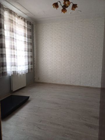 Mieszkanie 3-pokojowe Legnica, ul. Kartuska. Zdjęcie 1