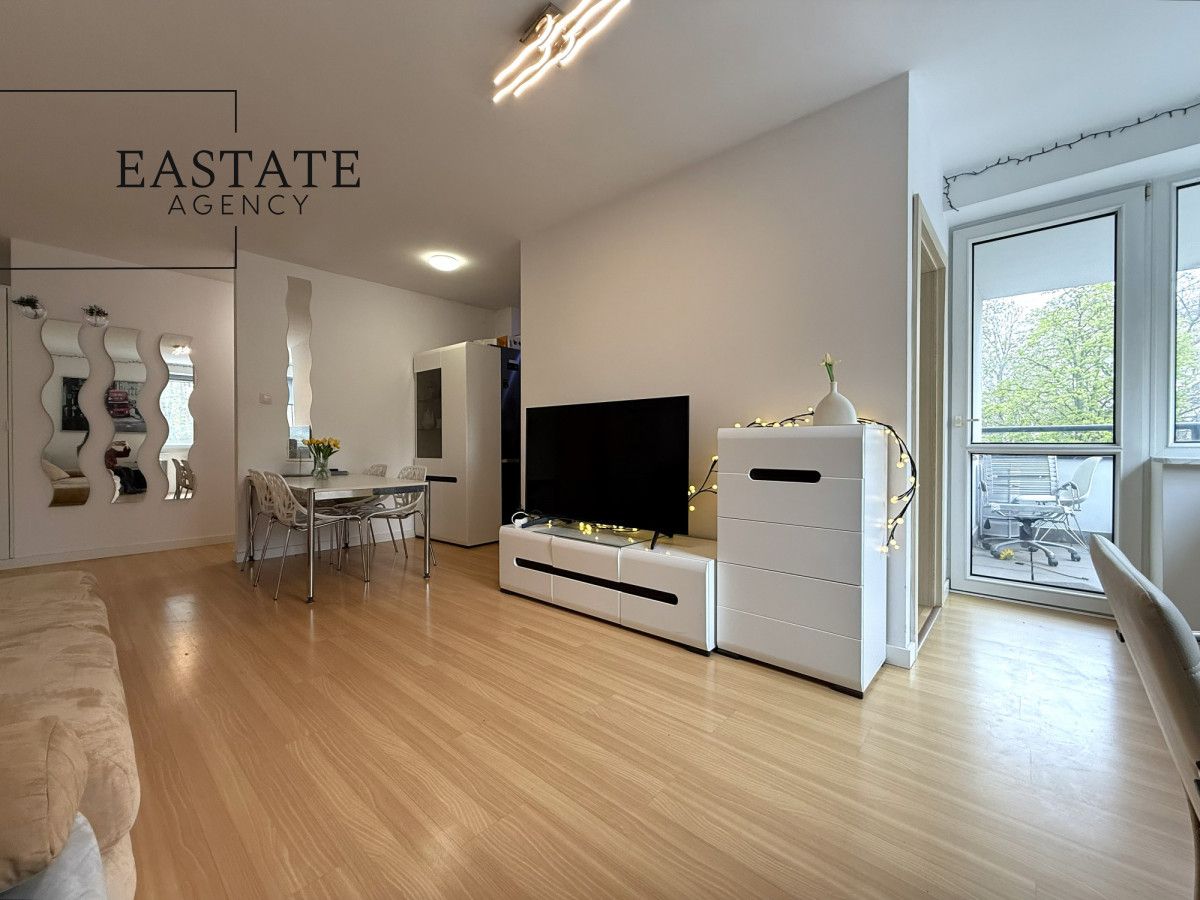 Mieszkanie 4-pokojowe Warszawa Śródmieście, al. 3 Maja. Zdjęcie 1