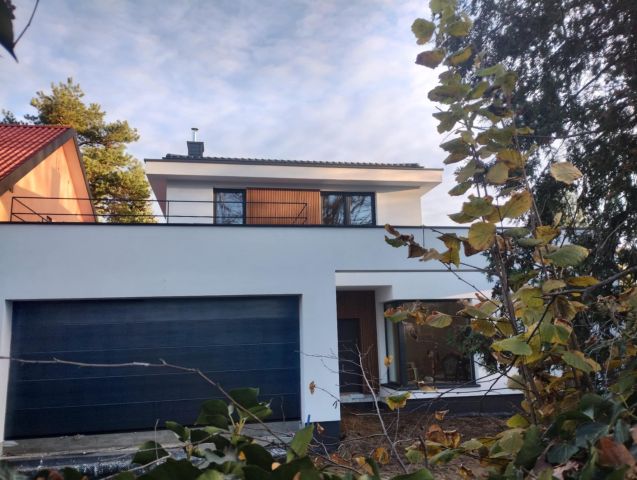 dom wolnostojący, 8 pokoi Zielonka. Zdjęcie 1