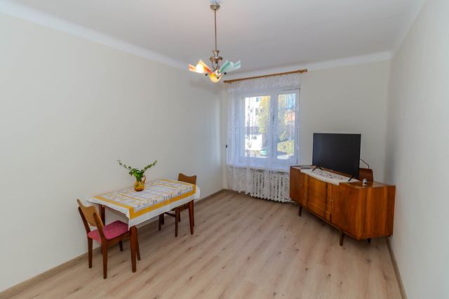 Mieszkanie 2-pokojowe Ostrowiec Świętokrzyski Centrum, ul. Siennieńska. Zdjęcie 3