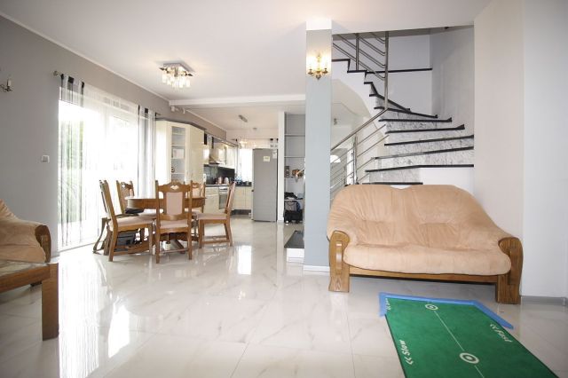 dom szeregowy, 3 pokoje Szamotuły, ul. Europejska. Zdjęcie 2