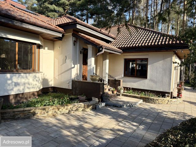 dom wolnostojący, 6 pokoi Jazgarzewszczyzna. Zdjęcie 1