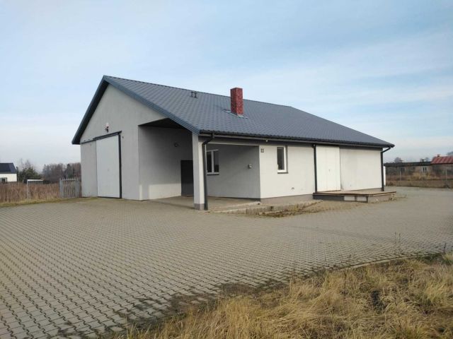 Hala/magazyn Szerominek. Zdjęcie 1