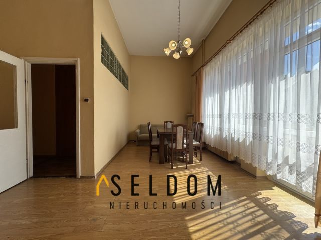 Mieszkanie 2-pokojowe Brzeg, pl. Zamkowy. Zdjęcie 3