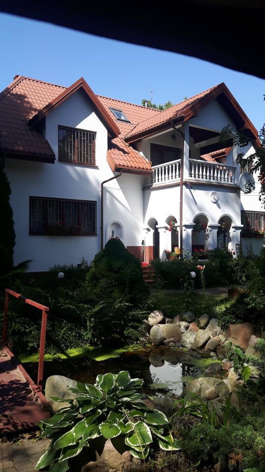 dom wolnostojący, 10 pokoi Baniocha. Zdjęcie 3