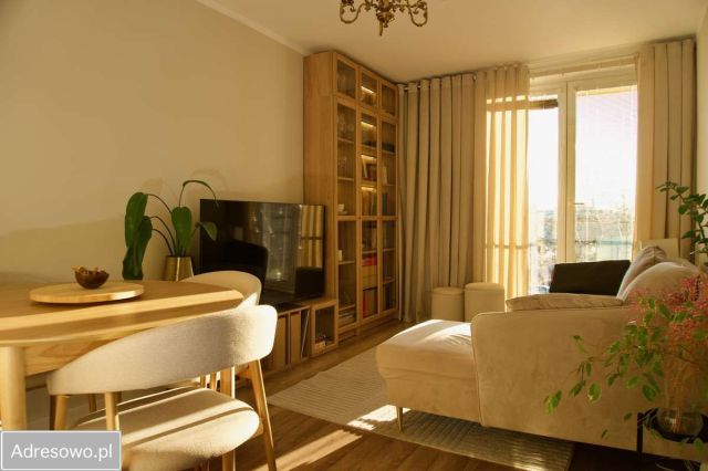 Mieszkanie 3-pokojowe Jelcz-Laskowice Centrum, ul. Stefana Drzewieckiego. Zdjęcie 1