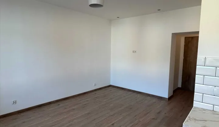 Mieszkanie 1-pokojowe Wałbrzych, ul. Kombatantów