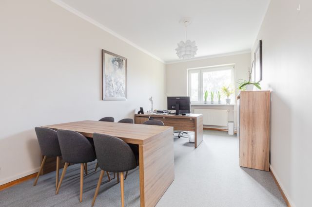 dom wolnostojący, 11 pokoi Warszawa. Zdjęcie 3