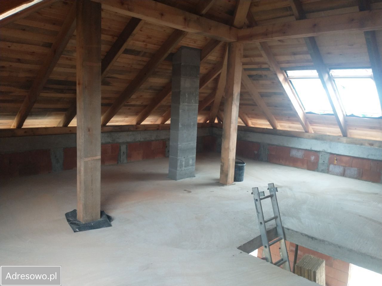 bliźniak, 6 pokoi Zawada. Zdjęcie 3