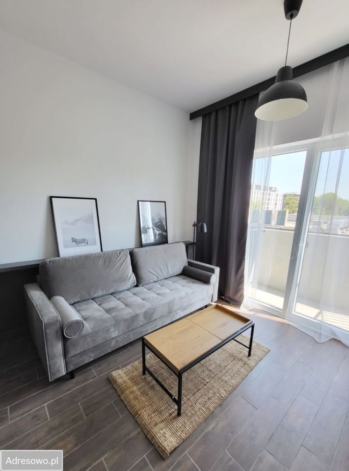 Mieszkanie 1-pokojowe Wrocław Psie Pole, ul. Antoniego Słonimskiego. Zdjęcie 1