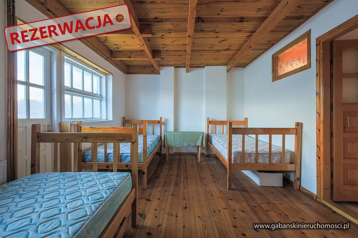dom wolnostojący, 11 pokoi Słona. Zdjęcie 14