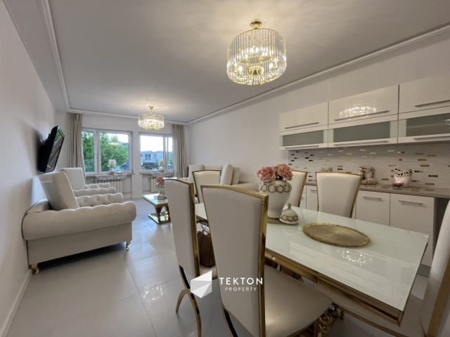 dom wolnostojący, 16 pokoi Poznań Ławica. Zdjęcie 15