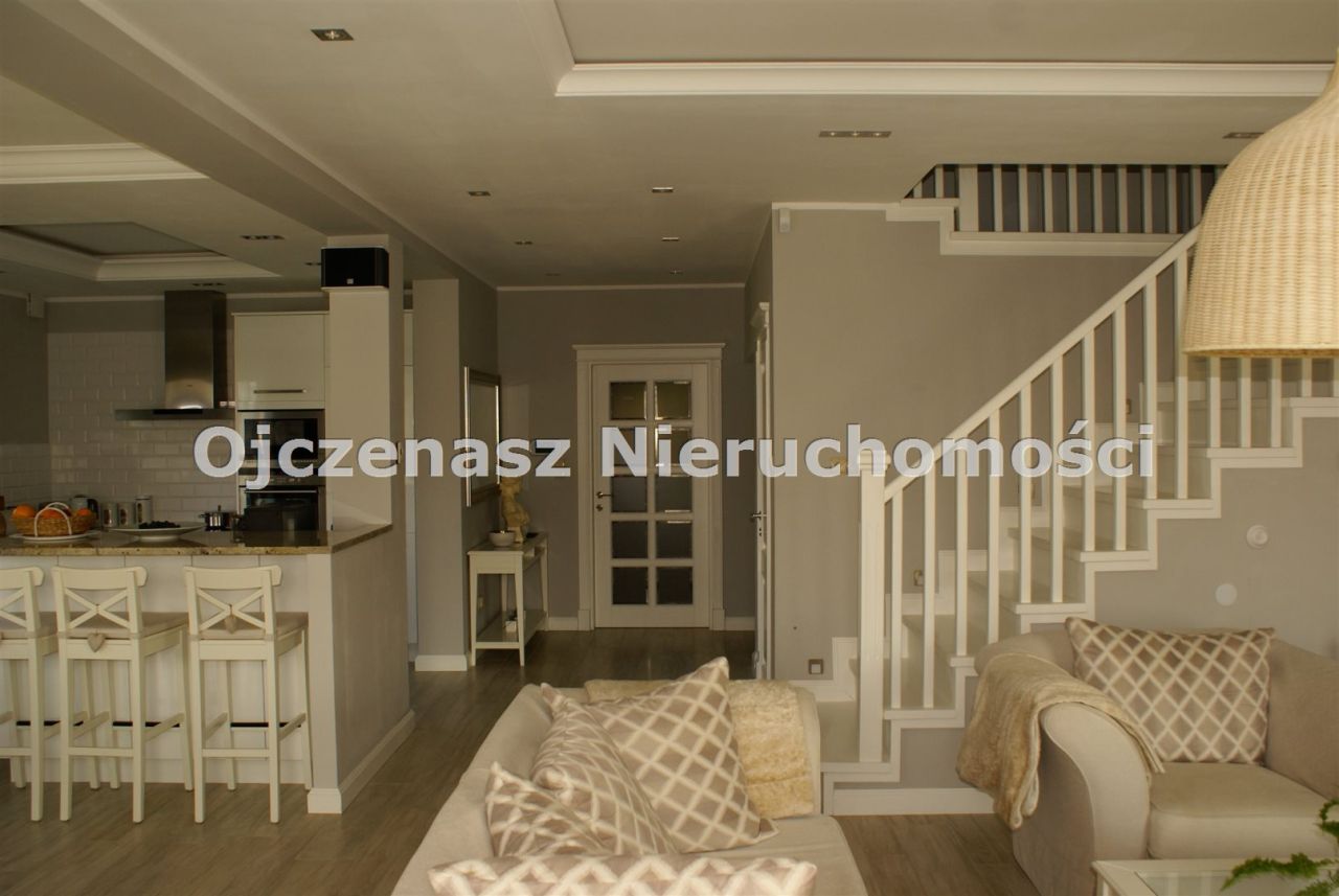 dom wolnostojący, 6 pokoi Niemcz. Zdjęcie 4