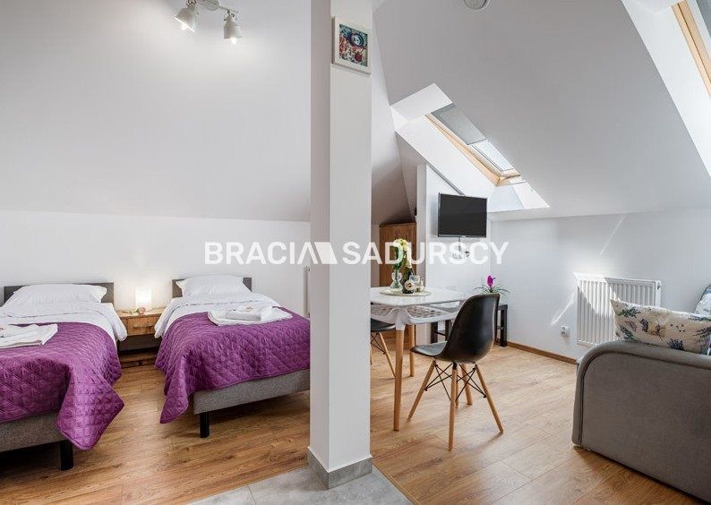 dom wolnostojący, 12 pokoi Niepołomice, al. Dębowa. Zdjęcie 9