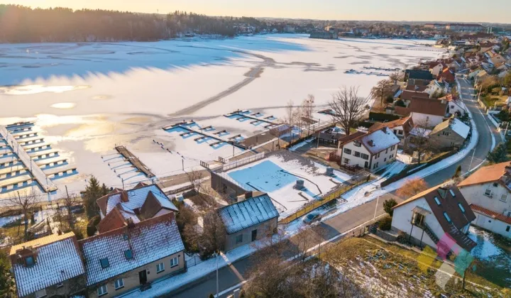 Działka budowlana Mikołajki, ul. Michała Kajki