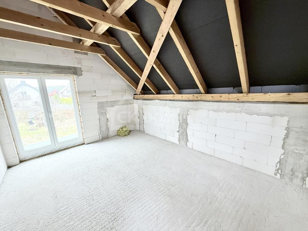 dom wolnostojący, 4 pokoje Kowala. Zdjęcie 3