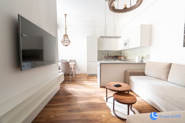 Mieszkanie 4-pokojowe Kraków Nowy Świat, ul. Tarłowska. Zdjęcie 1