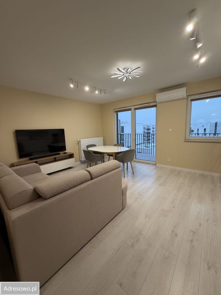 Mieszkanie 3-pokojowe Warszawa Ursus, ul. Giserska