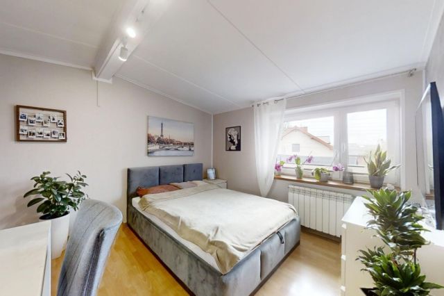 dom szeregowy, 5 pokoi Rzgów, ul. Długa. Zdjęcie 8