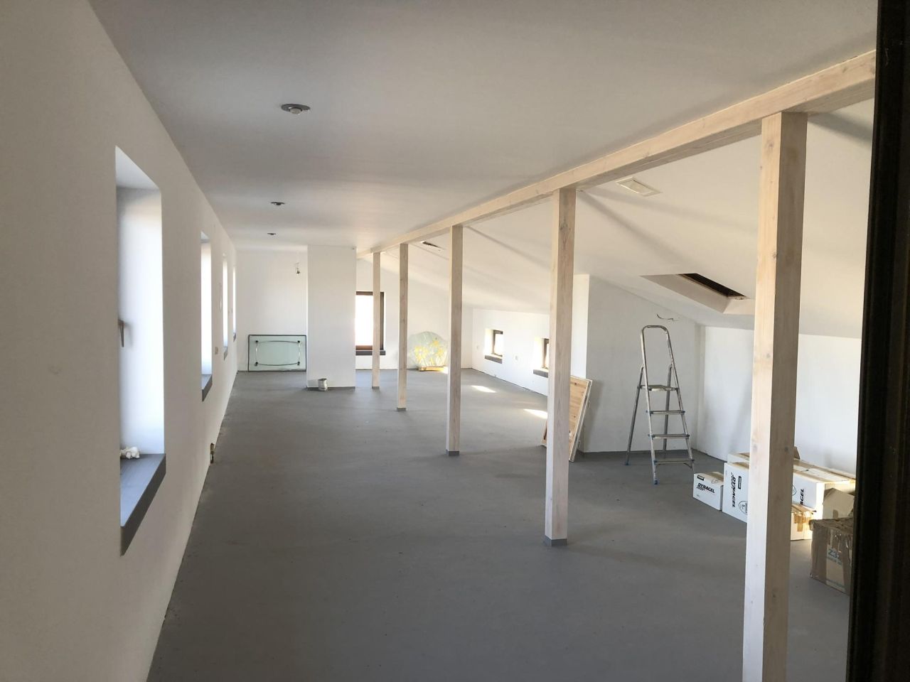 Hala/magazyn Jasło Brzyszczki, ul. Marszałka Józefa Piłsudskiego. Zdjęcie 10