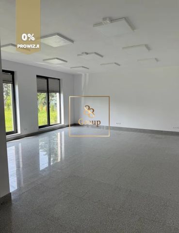 Hala/magazyn Dawidy Bankowe. Zdjęcie 2