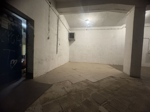 Hala/magazyn Warszawa Kamionek. Zdjęcie 3