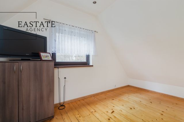 dom wolnostojący, 3 pokoje Sikorzyno. Zdjęcie 10