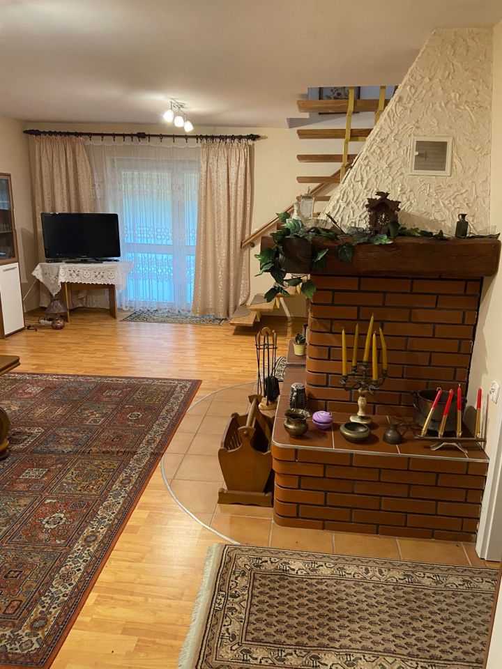 dom wolnostojący, 6 pokoi Laski. Zdjęcie 9