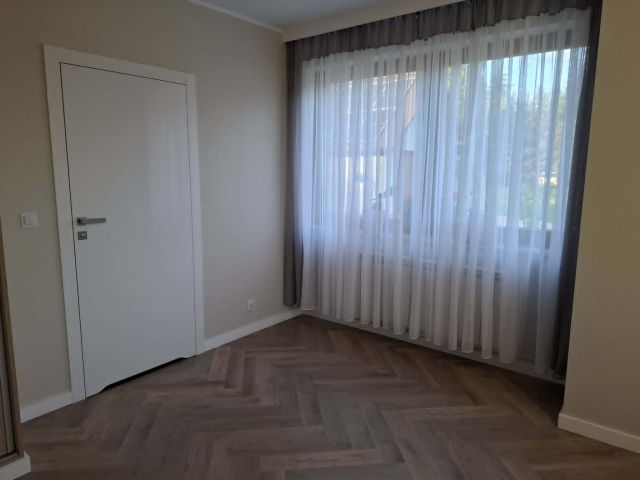 dom wolnostojący, 6 pokoi Nowa Plewnia. Zdjęcie 16