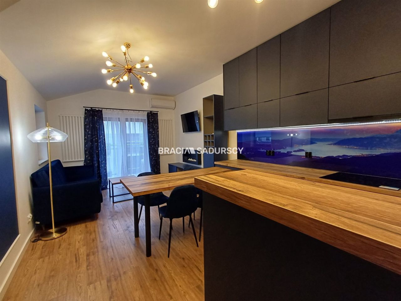 Mieszkanie 5-pokojowe Kraków Bieżanów, ul. Henryka i Karola Czeczów. Zdjęcie 4