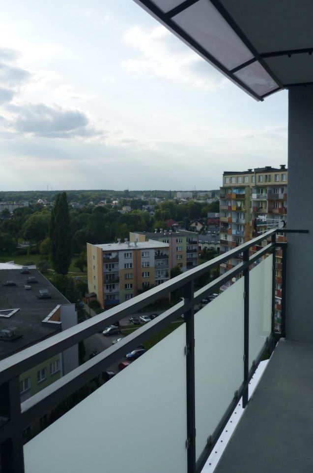 Mieszkanie 3-pokojowe Bełchatów, os. Okrzei. Zdjęcie 3