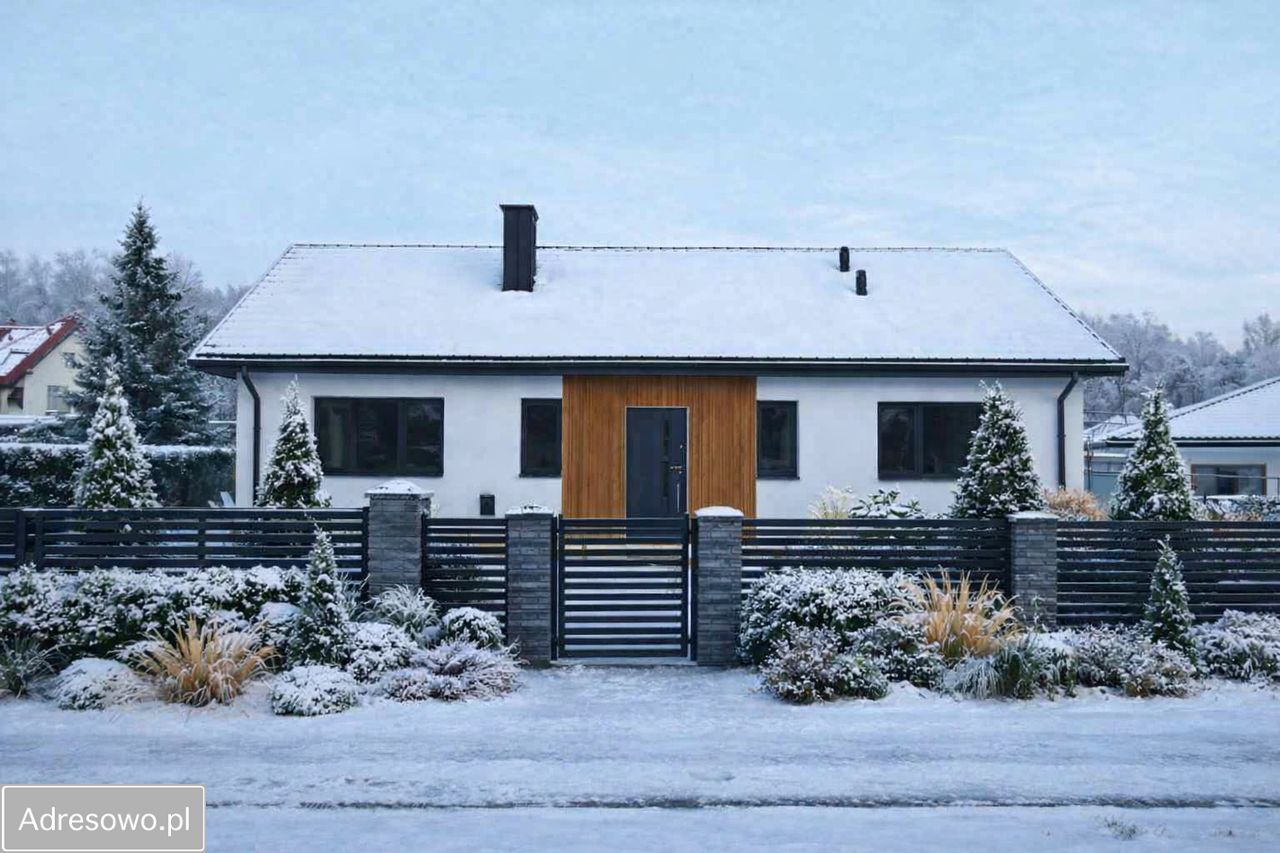 dom wolnostojący, 4 pokoje Różyca. Zdjęcie 1