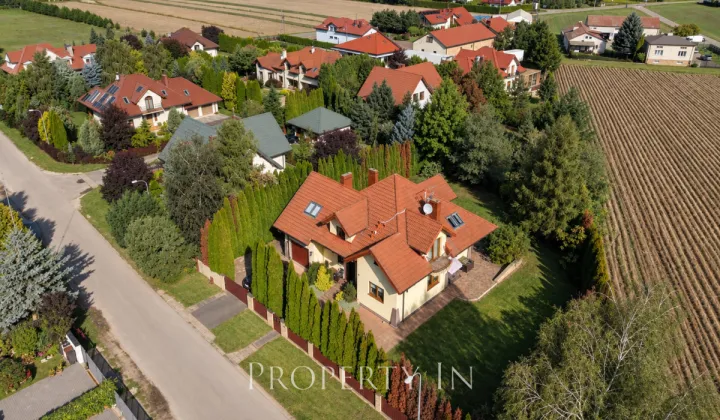 dom wolnostojący, 5 pokoi Podolszyn Nowy, ul. Pogodna