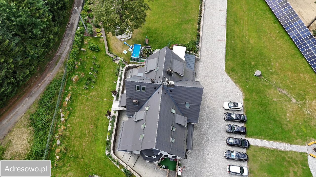 dom wolnostojący Szklarska Poręba Marysin, ul. Bronka Czecha. Zdjęcie 13