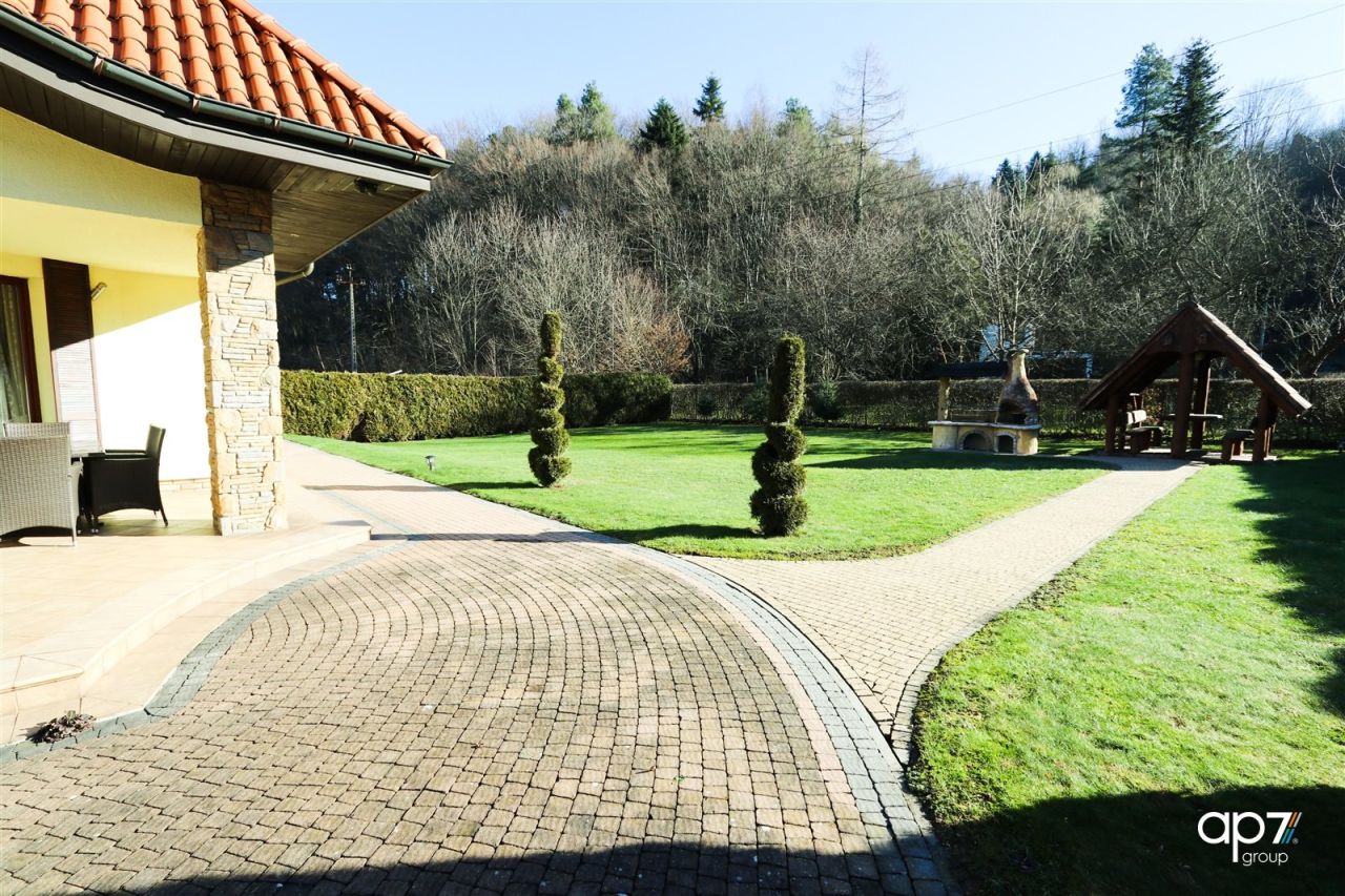 dom wolnostojący, 6 pokoi Myślenice. Zdjęcie 16