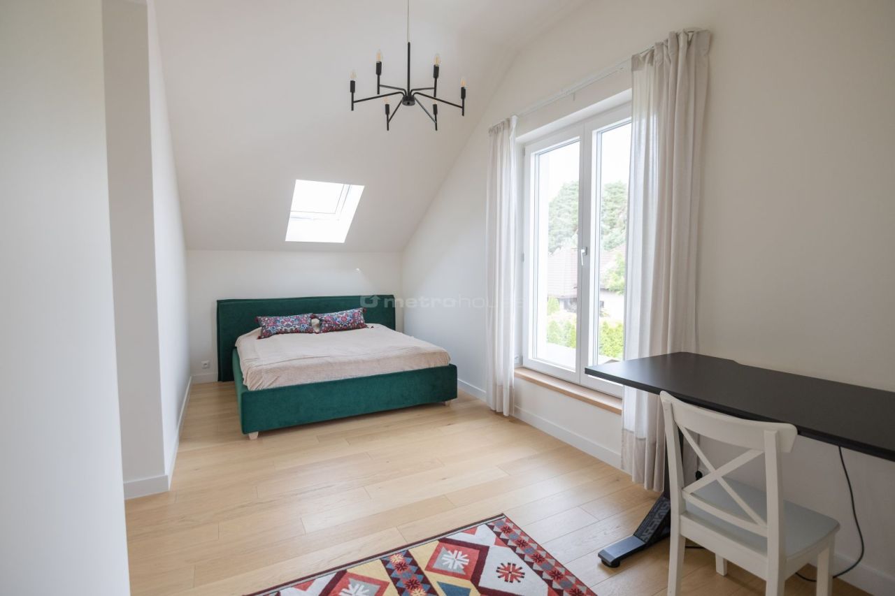 dom wolnostojący, 4 pokoje Jadwisin. Zdjęcie 13