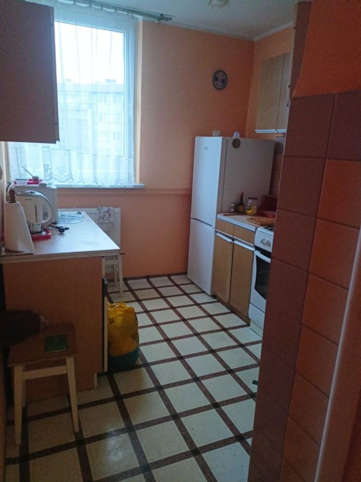 Mieszkanie 3-pokojowe Brzeg Dolny. Zdjęcie 3