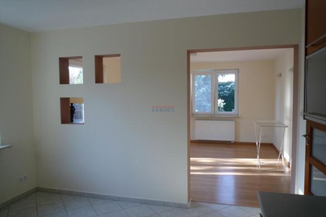 bliźniak, 2 pokoje Piaseczno. Zdjęcie 9