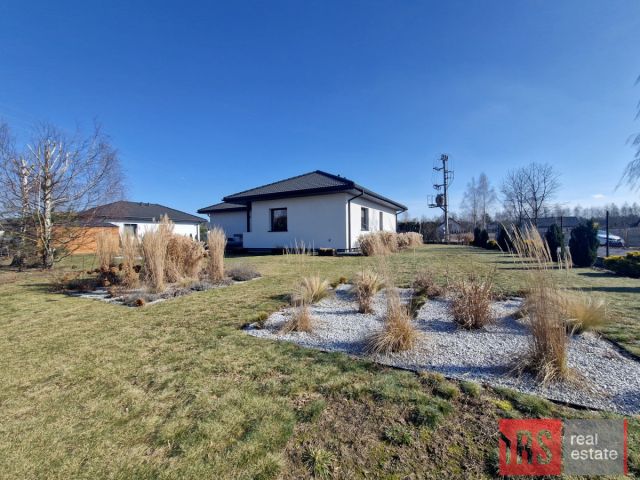 dom wolnostojący, 4 pokoje Dosin, ul. Rumiankowa. Zdjęcie 18