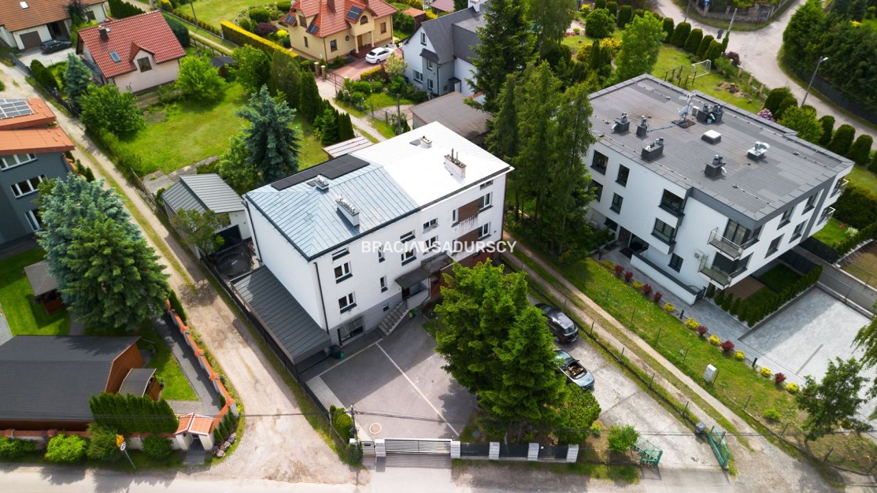 bliźniak, 6 pokoi Kraków, ul. Potrzask. Zdjęcie 2