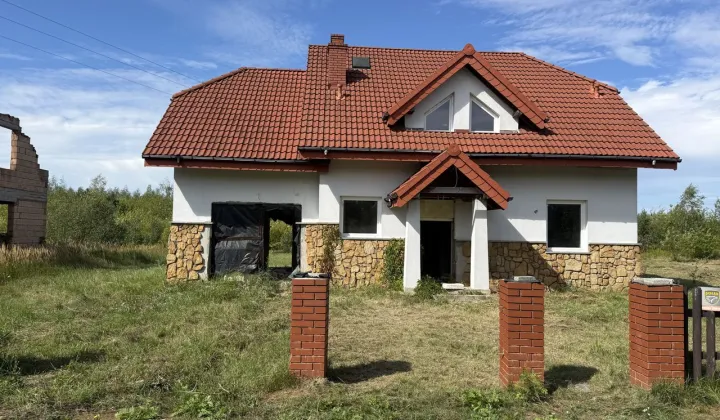 dom wolnostojący, 4 pokoje Cybulice Małe, ul. Kwiatowa